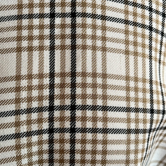 PrettyLittleThing Ivory,Beige & Black Plaid Ruffle Collar, Shirt Dress Size 10 - Picture 6 of 10